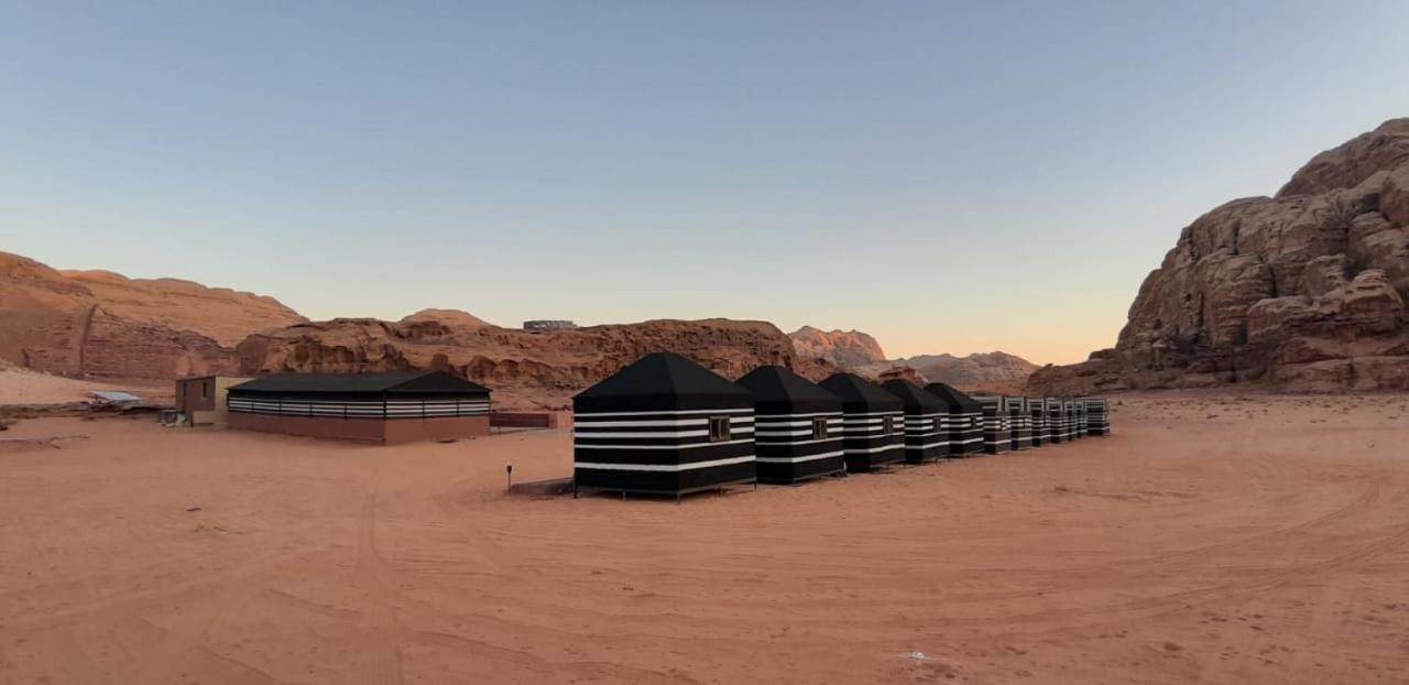 Bedouin Holidays Camp And Jeep Tours Wadi Rum Exterior photo