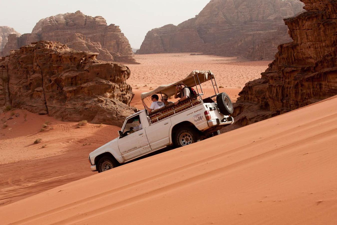 Bedouin Holidays Camp And Jeep Tours Wadi Rum Exterior photo